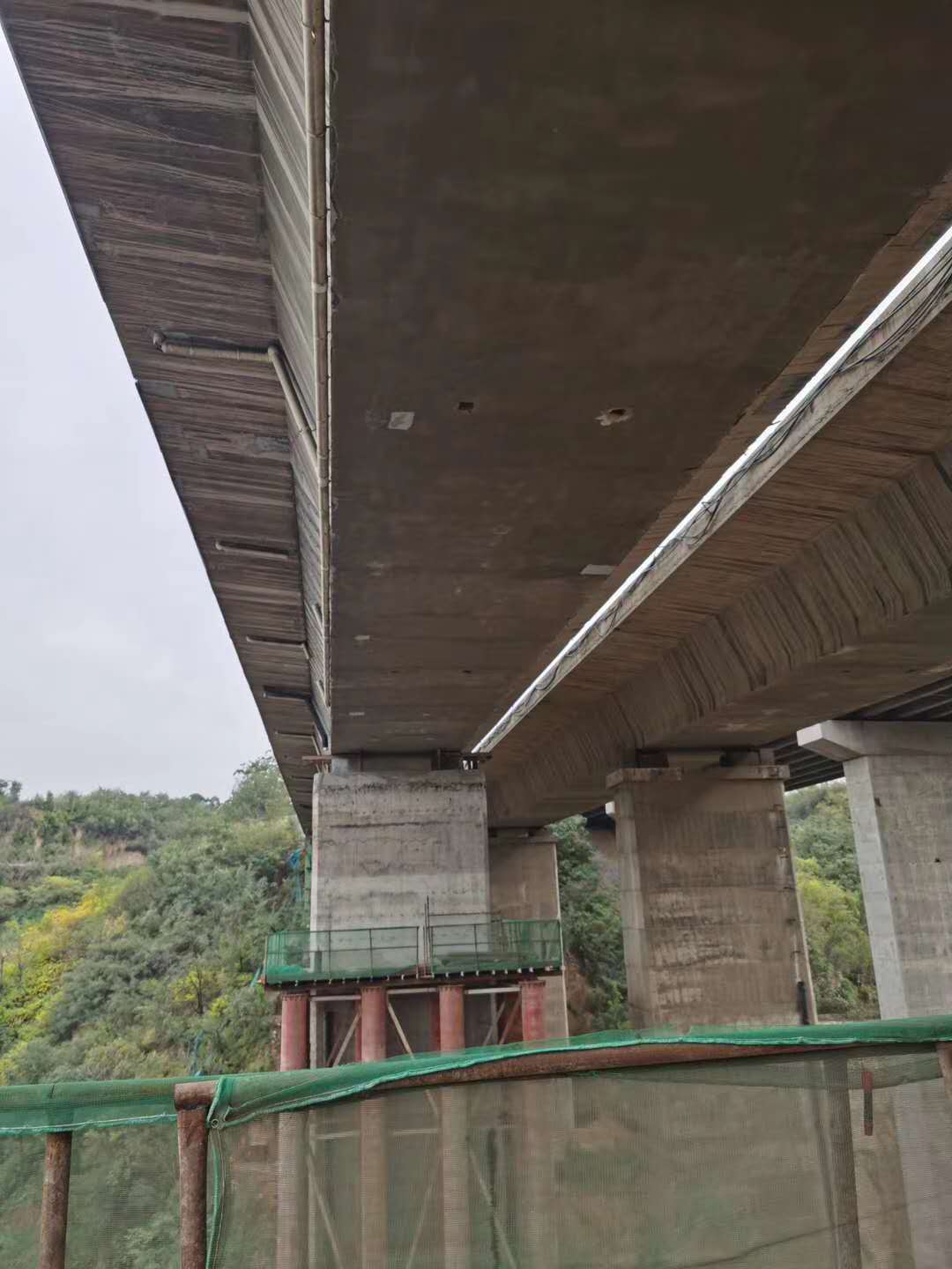邢台桥梁加固前制定可行设计方案图并用对施工方法